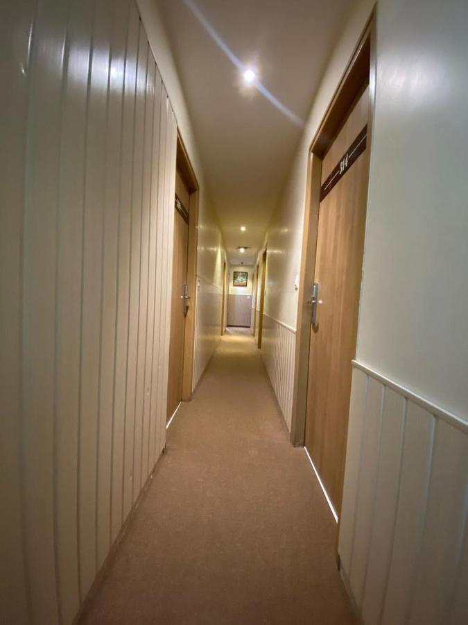 Hotel Airport Prime -Near Mumbai International Airport Andheri East ภายนอก รูปภาพ
